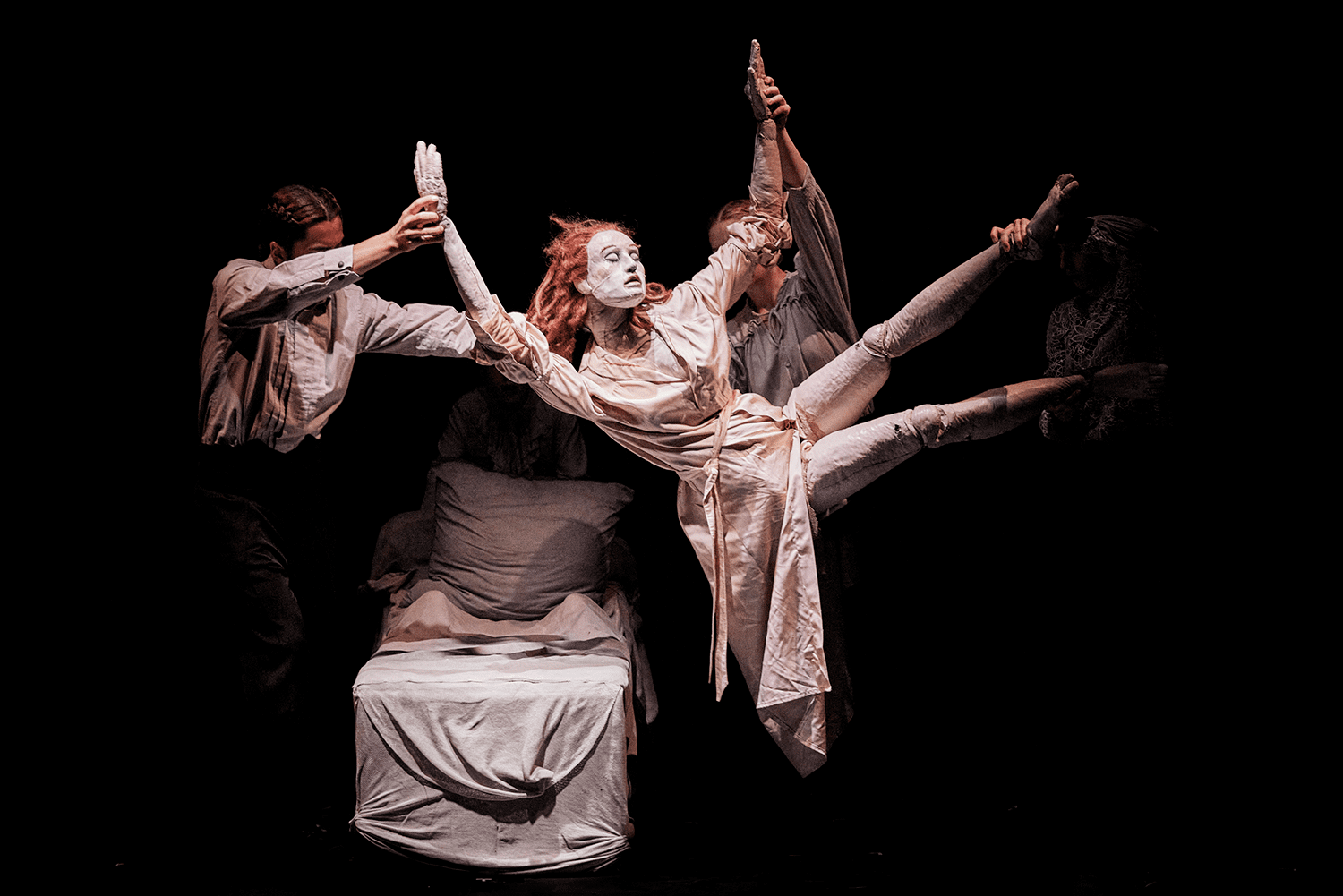 Dracula - Lucy's Dream, Une adaptation de Dracula au théâtre !